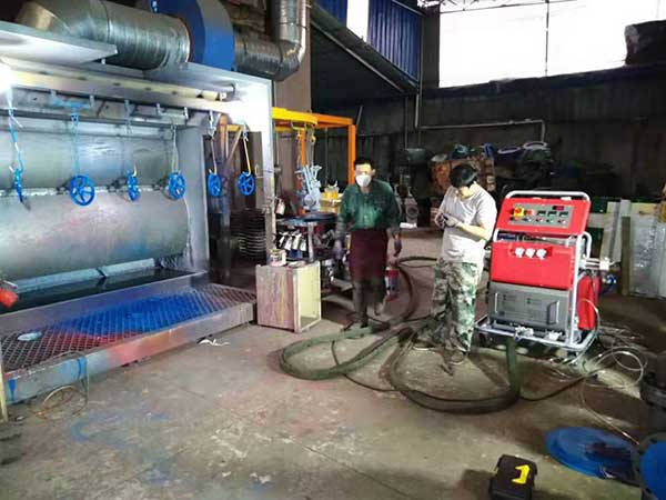 聚脲噴涂機(jī)提料泵不能用了去哪里買?(圖1)